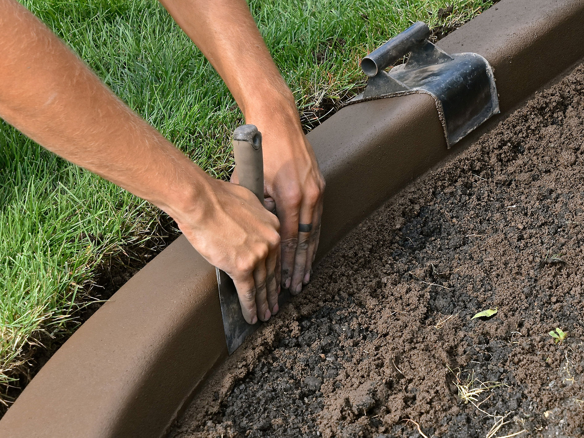 Concrete kerbing and edging